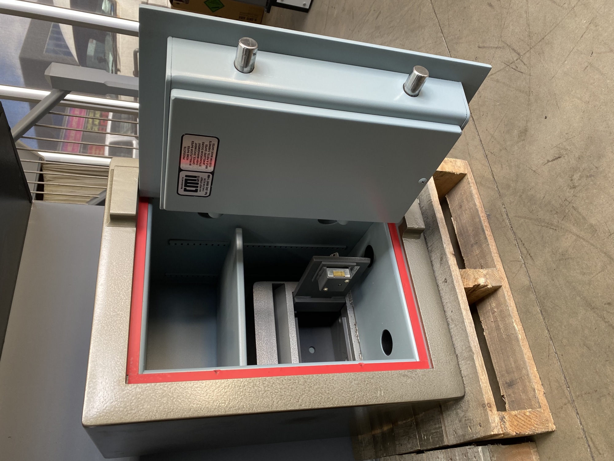 CMI SB with Dep1-K Internal Deposit Safe