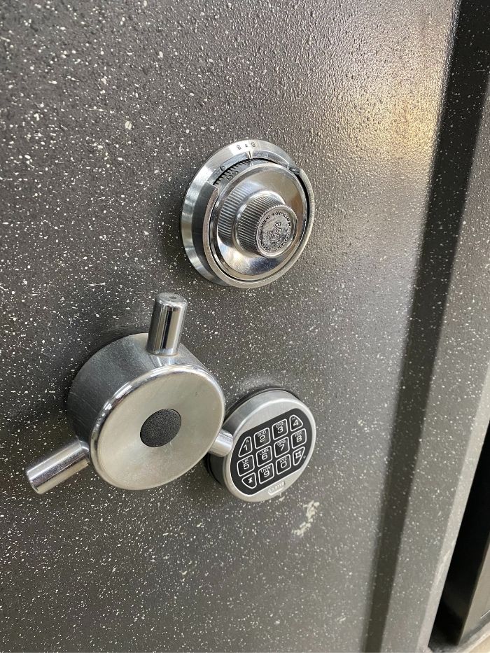 Lord Platinum Safe Series 2 Model 310